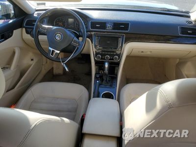 Zdjęcie 8 z 12 samochodu: 2015 VOLKSWAGEN PASSAT SEL VIN:1VWCV7A31FC073799 - miniatura