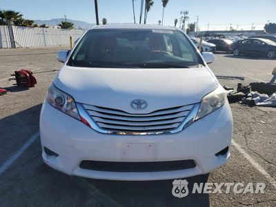 Piąte zdjęcie samochodu w środku: 2015 TOYOTA SIENNA LE VIN:5TDKK3DC0FS614089 - miniatura