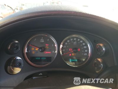 Zdjęcie 9 z 13 samochodu: 2007 GMC YUKON XL DENALI VIN:1GKFK66867J315530 - miniatura