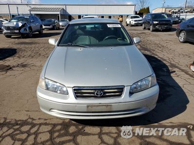 Piąte zdjęcie samochodu w środku: 2001 TOYOTA CAMRY CE VIN:4T1BG22K01U061854 - miniatura