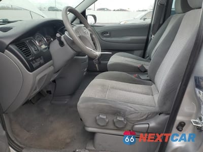 Zdjęcie 7 z 15 samochodu: 2004 MAZDA MPV WAGON VIN:JM3LW28A940501387 - miniatura