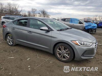 Czwarte zdjęcie samochodu z boku: 2017 HYUNDAI ELANTRA SE VIN:KMHD84LF8HU224909 - miniatura