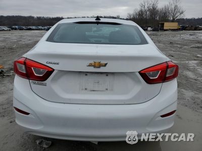 Zdjęcie 6 z 14 samochodu: 2018 CHEVROLET CRUZE LS VIN:1G1BC5SM8J7133930 - miniatura