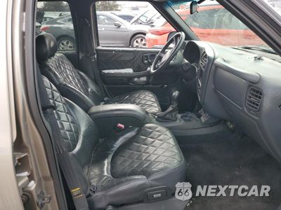Zdjęcie 7 z 13 samochodu: 2000 GMC JIMMY VIN:1GKCS13W2Y2291635 - miniatura