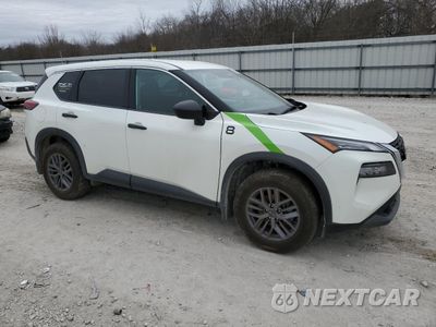 Czwarte zdjęcie samochodu z boku: 2023 NISSAN ROGUE SV VIN:5N1BT3BA1PC918304 - miniatura