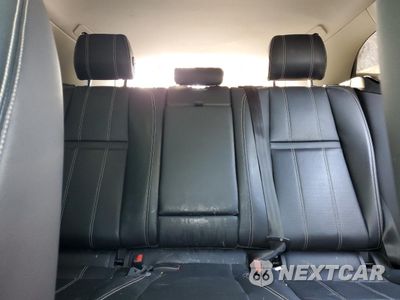 Zdjęcie 10 z 13 samochodu: 2018 LAND ROVER RANGE ROVER VELAR S VIN:SALYB2RN3JA724180 - miniatura