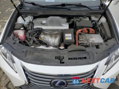 Zdjęcie 12 z 13 samochodu: 2018 LEXUS ES 300H VIN:JTHBW1GG1J2178603 - miniatura