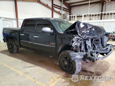 Czwarte zdjęcie samochodu z boku: 2011 CHEVROLET SILVERADO C1500 LT VIN:3GCPCSE07BG229669 - miniatura
