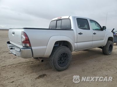 Trzecie zdjęcie samochodu z tyłu: 2011 TOYOTA TACOMA DOUBLE CAB VIN:5TFJX4GN5BX003785 - miniatura
