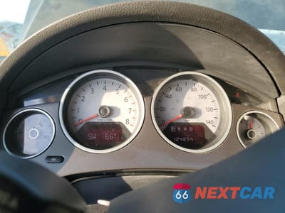 Zdjęcie 9 z 13 samochodu: 2010 VOLKSWAGEN ROUTAN SE VIN:2V4RW3D14AR406841 - miniatura