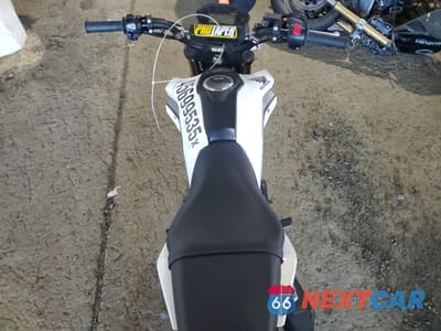 Zdjęcie 6 z 10 samochodu: 2018 HONDA GROM VIN:MLHJC7519J5000666 - miniatura