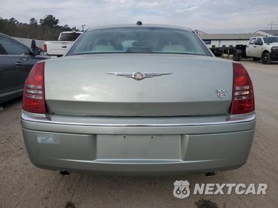 Zdjęcie 6 z 14 samochodu: 2006 CHRYSLER 300C VIN:2C3KA63H76H104861 - miniatura