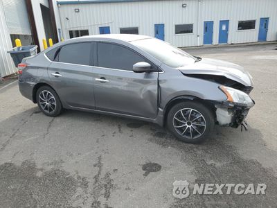 Czwarte zdjęcie samochodu z boku: 2015 NISSAN SENTRA S VIN:3N1AB7AP8FY250882 - miniatura