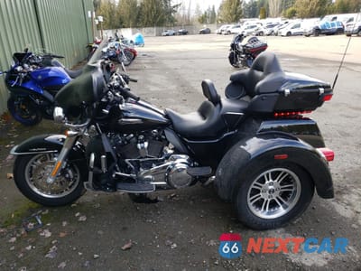 Trzecie zdjęcie samochodu z tyłu: 2020 HARLEY-DAVIDSON FLHTCUTG VIN:1HD1MAF17LB858197 - miniatura
