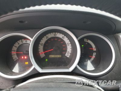Zdjęcie 9 z 12 samochodu: 2012 TOYOTA TACOMA DOUBLE CAB VIN:3TMLU4EN5CM085089 - miniatura