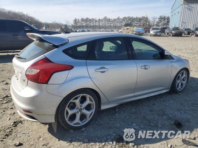Trzecie zdjęcie samochodu z tyłu: 2014 FORD FOCUS ST VIN:1FADP3L91EL366389 - miniatura