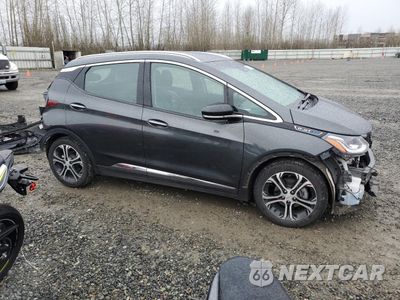 Czwarte zdjęcie samochodu z boku: 2018 CHEVROLET BOLT EV PREMIER VIN:1G1FX6S04J4138178 - miniatura