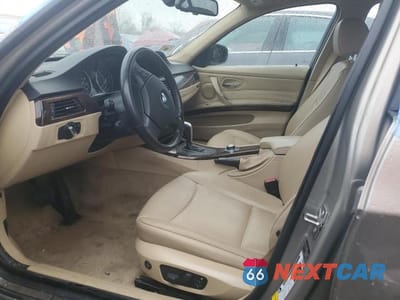 Zdjęcie 7 z 12 samochodu: 2011 BMW 328 XI VIN:WBAPK7C54BF196207 - miniatura