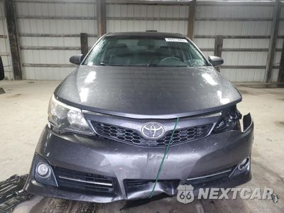 Piąte zdjęcie samochodu w środku: 2014 TOYOTA CAMRY L VIN:4T1BF1FK6EU739455 - miniatura