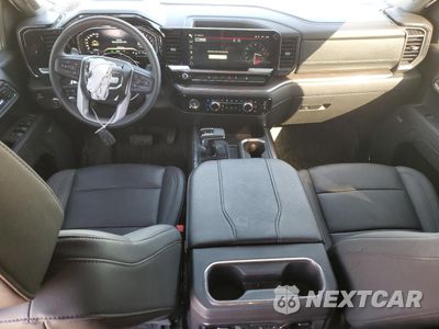 Zdjęcie 8 z 12 samochodu: 2024 GMC SIERRA C1500 SLT VIN:3GTPHDED3RG428826 - miniatura