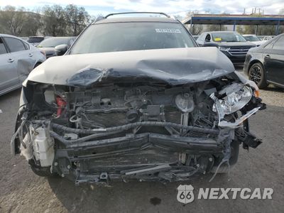 Piąte zdjęcie samochodu w środku: 2018 NISSAN ROGUE S VIN:JN8AT2MTXJW450611 - miniatura