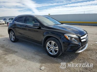 Czwarte zdjęcie samochodu z boku: 2015 MERCEDES-BENZ GLA 250 VIN:WDCTG4EB1FJ177972 - miniatura