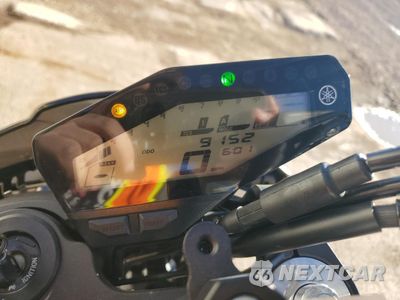 Zdjęcie 7 z 11 samochodu: 2019 YAMAHA MT09 VIN:JYARN53E3KA004646 - miniatura