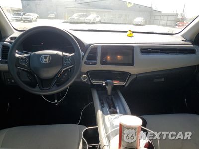 Zdjęcie 8 z 13 samochodu: 2020 HONDA HR-V EX VIN:3CZRU5H54LM703475 - miniatura