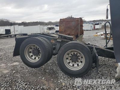 Zdjęcie 9 z 10 samochodu: 2018 FREIGHTLINER CASCADIA 126 SEMI TRUCK VIN:3AKJHHDR8JSJJ0893 - miniatura