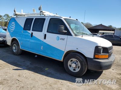 Czwarte zdjęcie samochodu z boku: 2017 CHEVROLET EXPRESS G2500 VIN:1GCWGAFF2H1274877 - miniatura