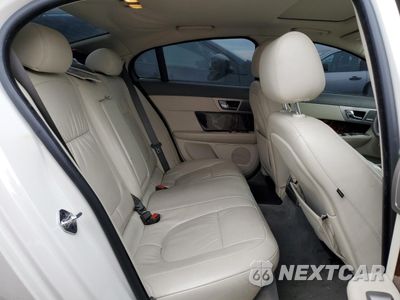 Zdjęcie 10 z 12 samochodu: 2009 JAGUAR XF SUPERCHARGED VIN:SAJWA07CX91R38958 - miniatura