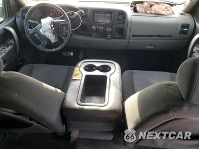 Zdjęcie 8 z 14 samochodu: 2011 GMC SIERRA C1500 SL VIN:3GTP1UEA7BG150190 - miniatura