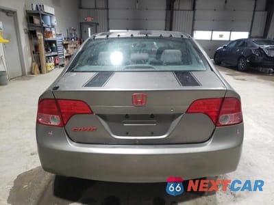 Zdjęcie 6 z 12 samochodu: 2006 HONDA CIVIC LX VIN:1HGFA165X6L052020 - miniatura