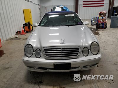 Piąte zdjęcie samochodu w środku: 2001 MERCEDES-BENZ CLK 320 VIN:WDBLK65G01T079748 - miniatura