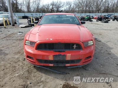 Piąte zdjęcie samochodu w środku: 2013 FORD MUSTANG VIN:1ZVBP8AM7D5252354 - miniatura
