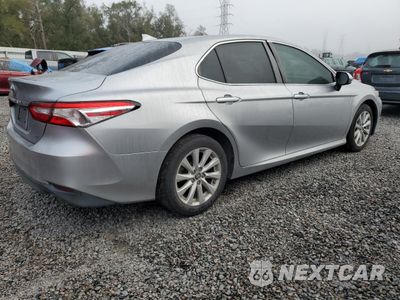 Trzecie zdjęcie samochodu z tyłu: 2019 TOYOTA CAMRY L VIN:4T1B11HK6KU700016 - miniatura