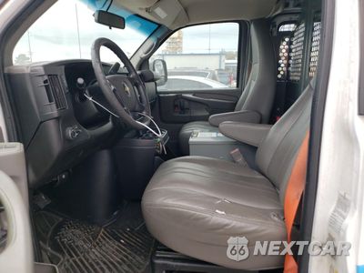 Zdjęcie 7 z 13 samochodu: 2015 CHEVROLET EXPRESS G2500 VIN:1GCWGFCF2F1247399 - miniatura