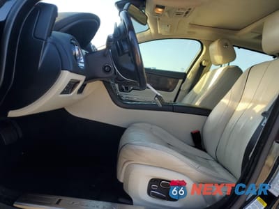 Zdjęcie 7 z 13 samochodu: 2014 JAGUAR XJL SUPERCHARGED VIN:SAJWA2GT9EMV74892 - miniatura