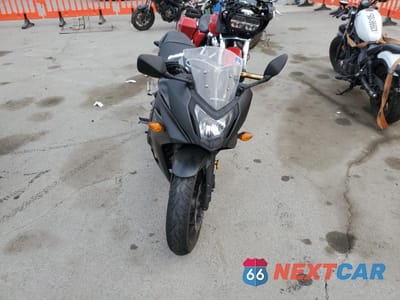 Drugie zdjęcie samochodu z przodu: 2015 HONDA CBR650 F VIN:MLHRC7419F5100035 - miniatura