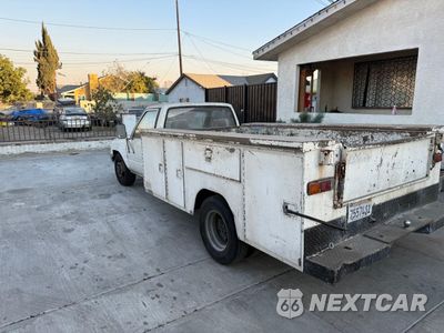 Trzecie zdjęcie samochodu z tyłu: 1988 TOYOTA PICKUP CAB CHASSIS RN75 VIN:JT5RN75T4J0021239 - miniatura