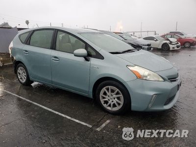 Czwarte zdjęcie samochodu z boku: 2013 TOYOTA PRIUS V VIN:JTDZN3EU1D3227403 - miniatura