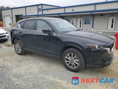 Czwarte zdjęcie samochodu z boku: 2024 MAZDA CX-5 PREFERRED VIN:JM3KFBCLXR0496504 - miniatura