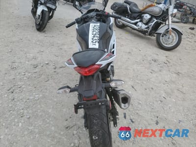 Czwarte zdjęcie samochodu z boku: 2014 KAWASAKI EX300 B VIN:JKAEX8B12EDA08393 - miniatura