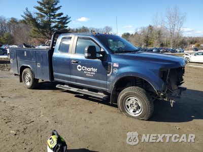 Czwarte zdjęcie samochodu z boku: 2019 FORD F250 SUPER DUTY VIN:1FT7X2B68KEG62910 - miniatura