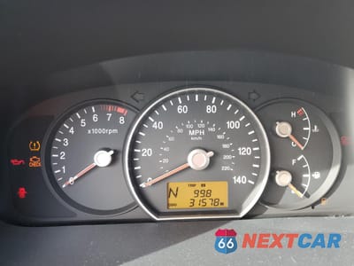 Zdjęcie 9 z 13 samochodu: 2009 KIA RONDO BASE VIN:KNAFG528597275001 - miniatura