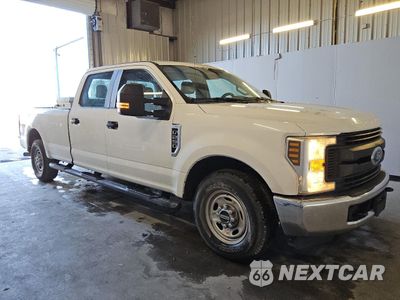 Czwarte zdjęcie samochodu z boku: 2019 FORD F250 SUPER DUTY VIN:1FT7W2A65KEF78449 - miniatura