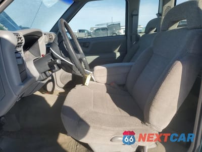 Zdjęcie 7 z 12 samochodu: 1997 ISUZU HOMBRE VIN:1GGCS19X6V8654599 - miniatura