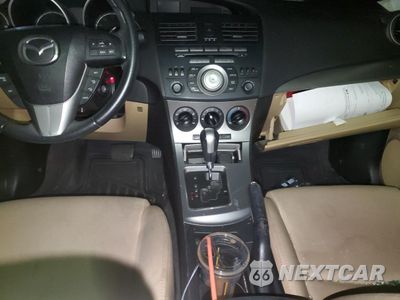 Zdjęcie 8 z 12 samochodu: 2010 MAZDA 3 S VIN:JM1BL1S58A1248703 - miniatura