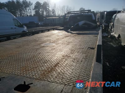 Zdjęcie 10 z 12 samochodu: 2015 RAM 5500 VIN:3C7WRMDL3FG709136 - miniatura