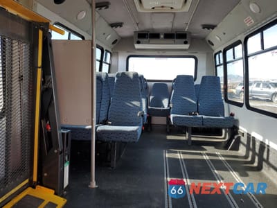Zdjęcie 6 z 11 samochodu: 2019 FORD ECONOLINE E450 SUPER DUTY CUTAWAY VAN VIN:1FDFE4FS2KDC75503 - miniatura